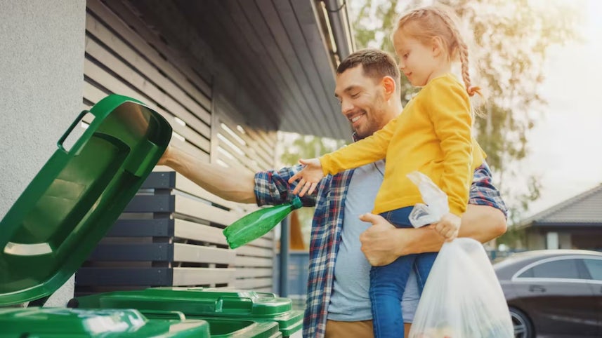 Father_Daughter_Recycling